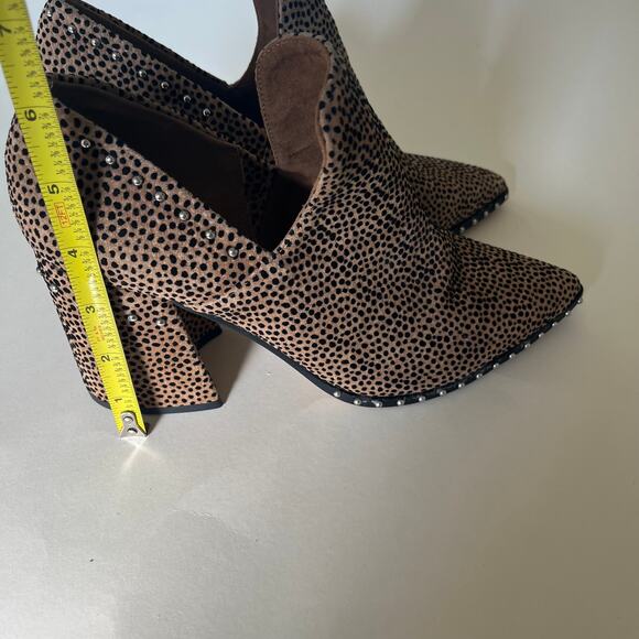 Gianni Bini 'Daveigh' Women's 9M Cheetah Print Suede Bootie Chunky Heel Stud - Picture 4 of 6